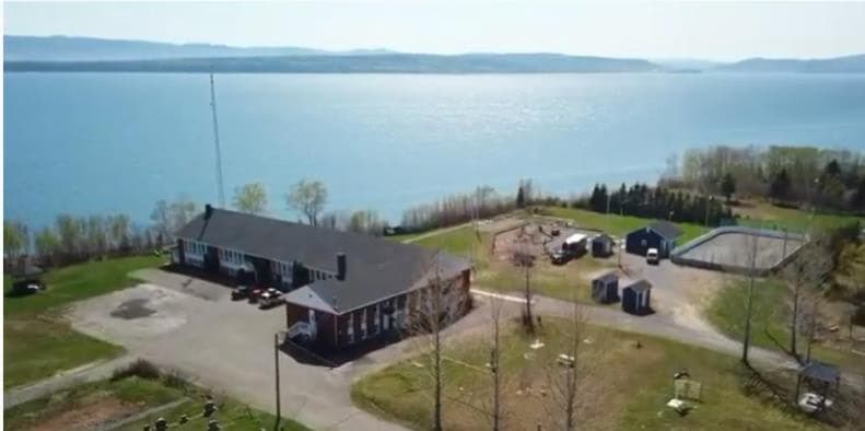 Auberge La Petite École — hébergement recommandé