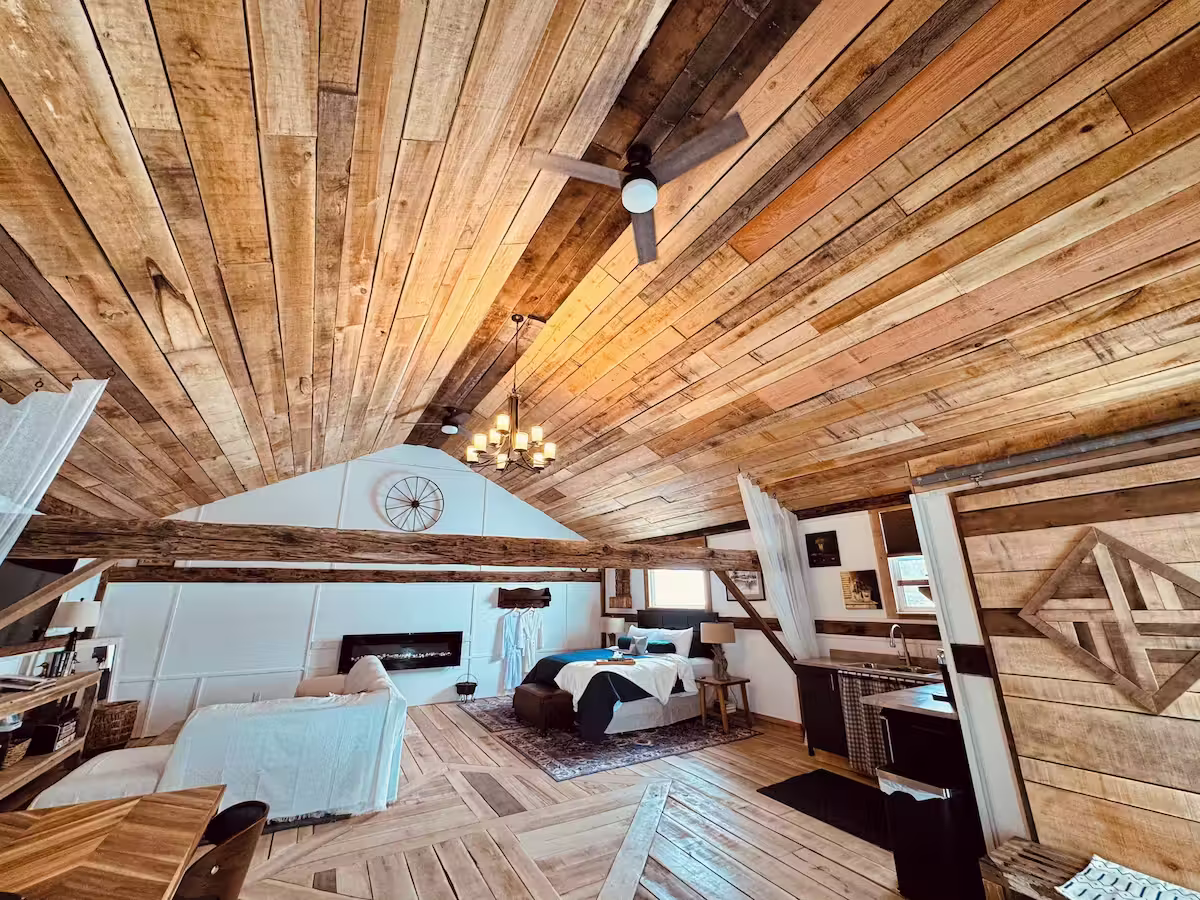 Luxury Hayloft Retreat (près de Turkey Point et Port Dover) — hébergement recommandé